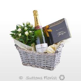 *Luxury Champagne Gift Basket