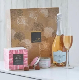 Prosecco Rosé, Salted Caramel Flavour Truffles & Candle Gift Set