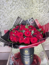 Fabulous 50 Roses in Luxe Hatbox (Crown optional)