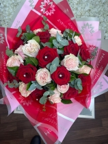 24 rose hand tied pinl